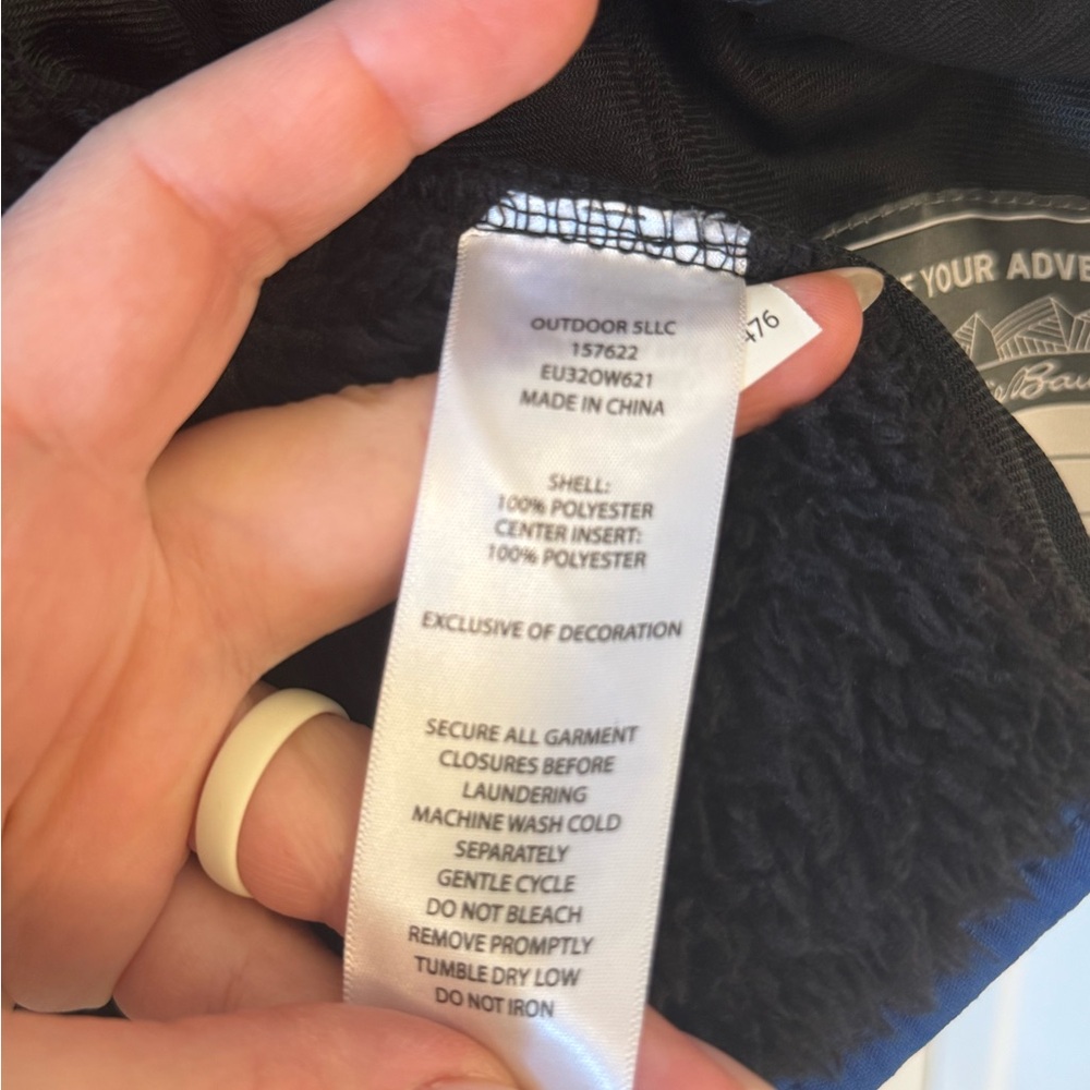 Eddie Bauer Kids Black and Gray Fleece Jacket with Hood - Picture 7 of 7